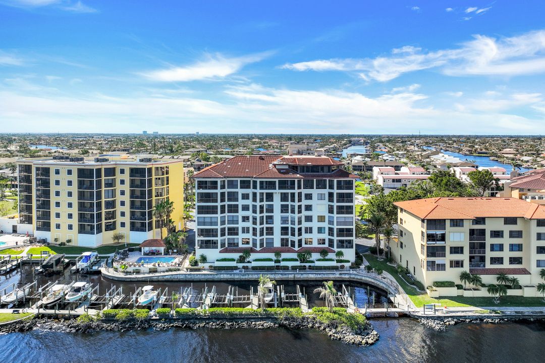 4019 SE 20th Pl #PH, Cape Coral, FL 33904