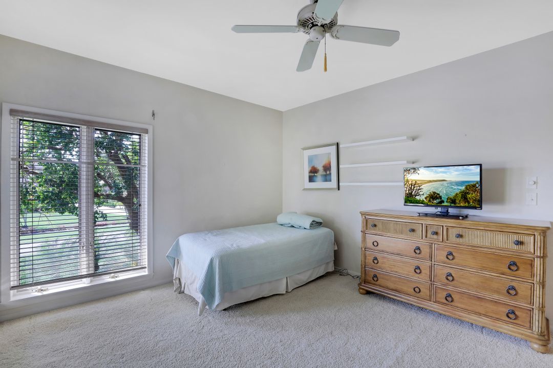 1011 Pettit Ct, Marco Island, FL 34145