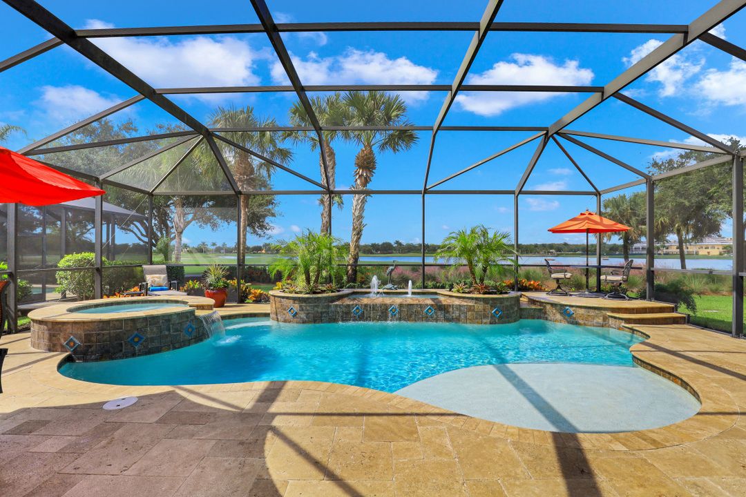 10327 Gator Bay Ct, Naples, FL 34120