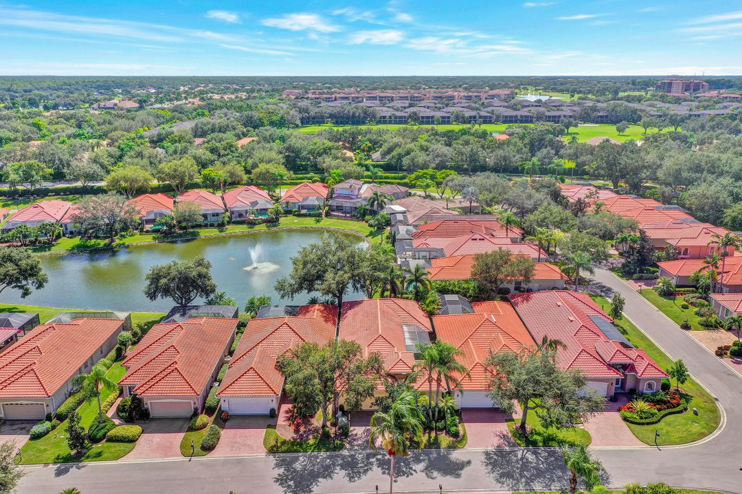 112 April Sound Dr, Naples, FL 34119