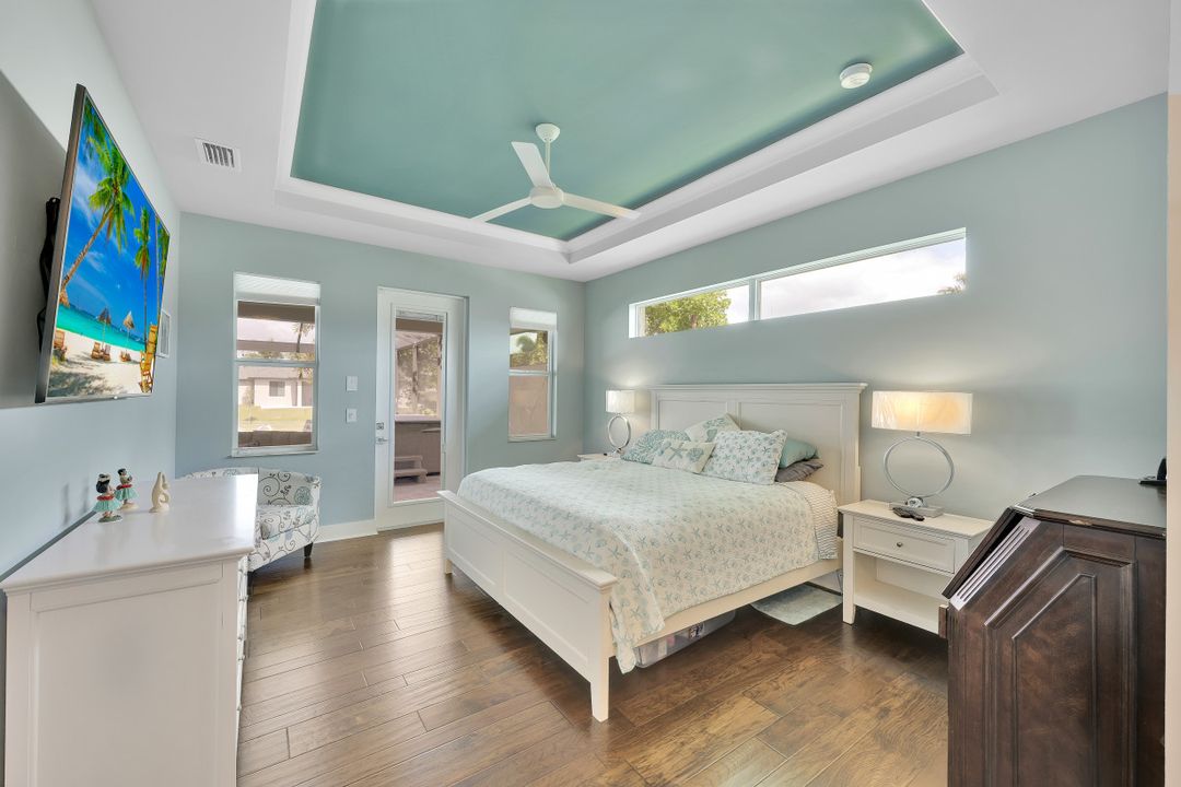 135 SW 50th St, Cape Coral, FL 33914