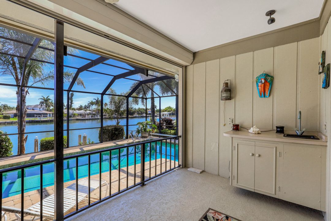 435 Nassau Ct, Marco Island, FL 34145