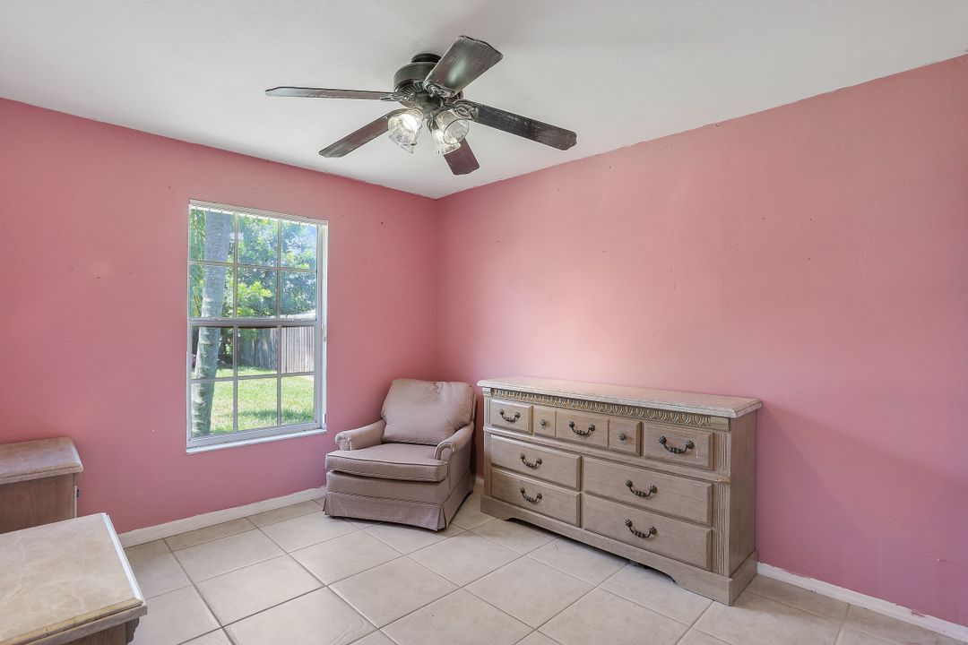 4416 27th Ct SW, Naples, FL 34116