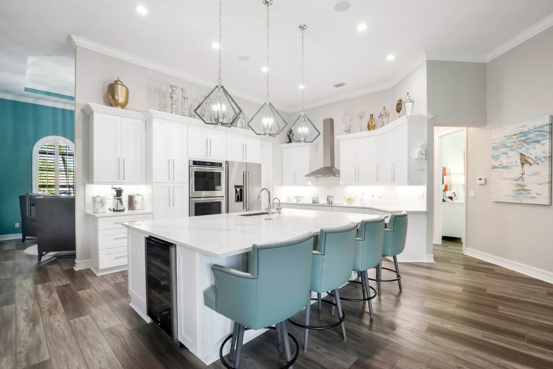 1629 Serenity Cir, Naples, FL 34110