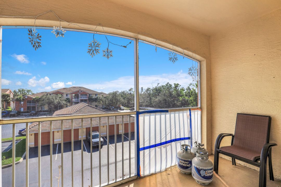 6321 Aragon Way #306, Fort Myers, FL 33966