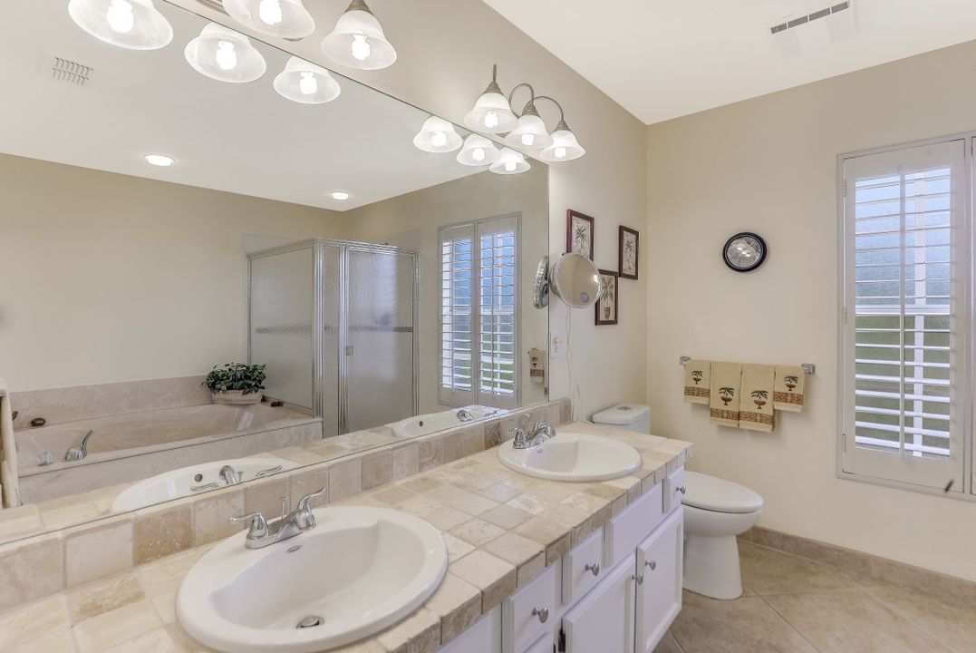 370 Capistrano Ct, Marco Island, FL 34145