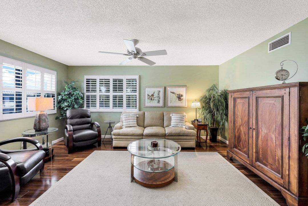 766 Central Ave #319, Naples, FL 34102