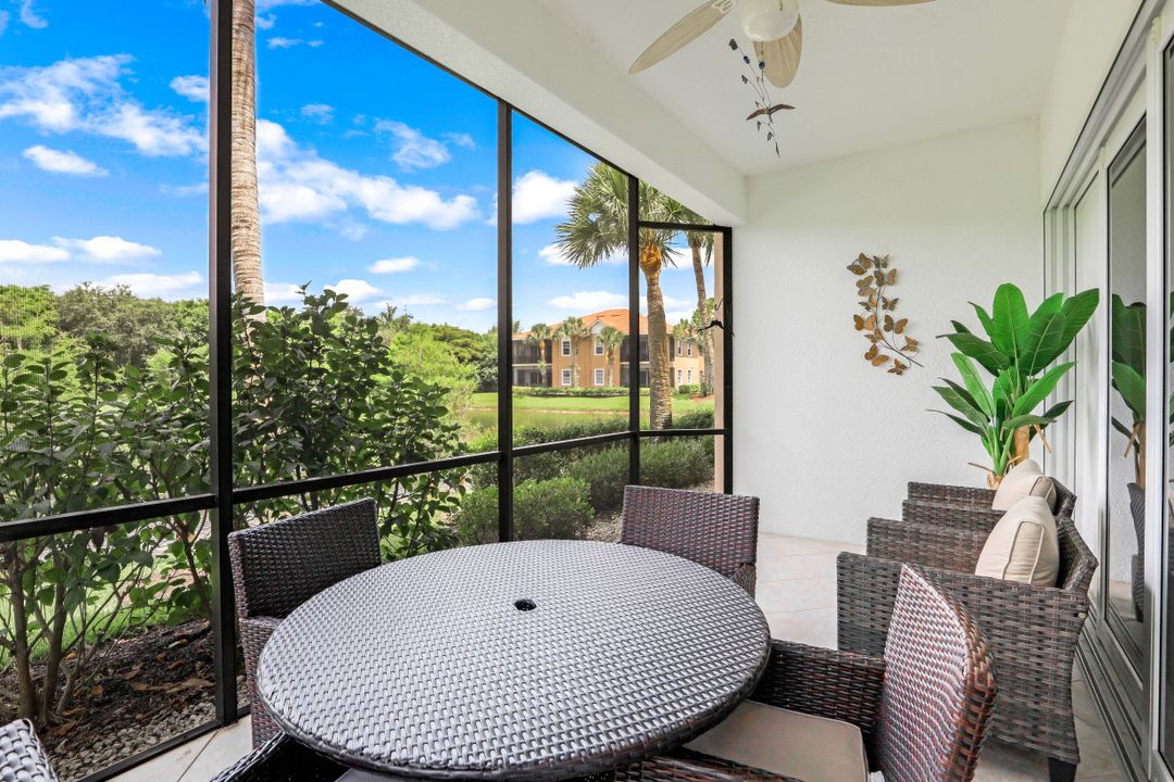 7842 Hawthorne Dr #1701, Naples, FL 34113