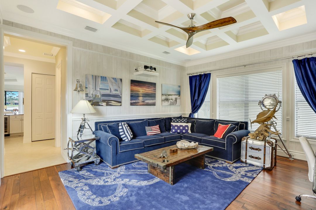 3883 Gibralter Dr, Naples, FL 34119