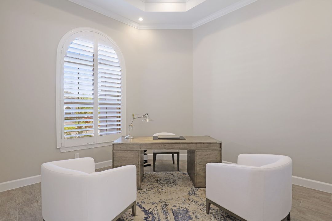 9328 Tulipano Ter, Naples, FL 34119