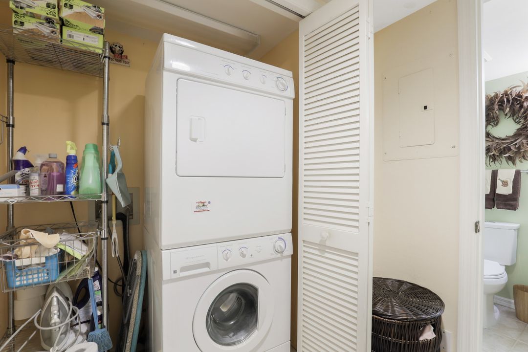 16230 Kelly Cove Dr #221, Fort Myers, FL 33908