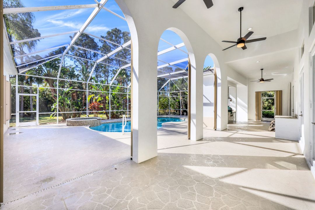 4040 1st Ave SW, Naples, FL 34119