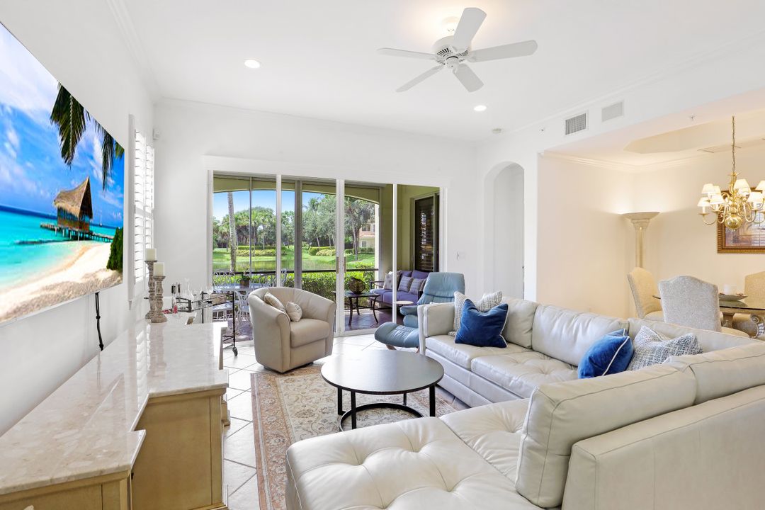 2625 Estrella Dr #101, Naples, FL 34109