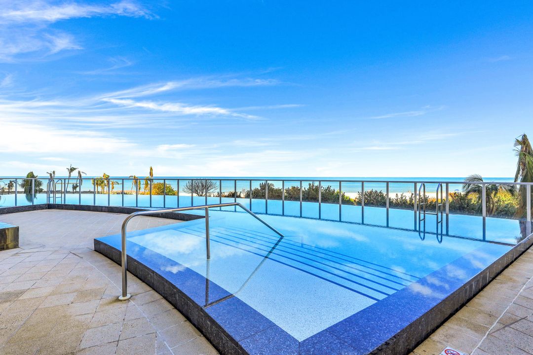 940 Cape Marco Dr #1904, Marco Island, FL 34145