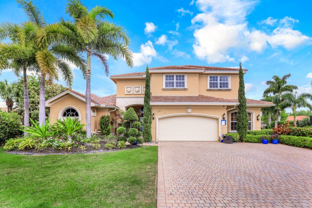 5119 Post Oak Ln, Naples, FL 34105
