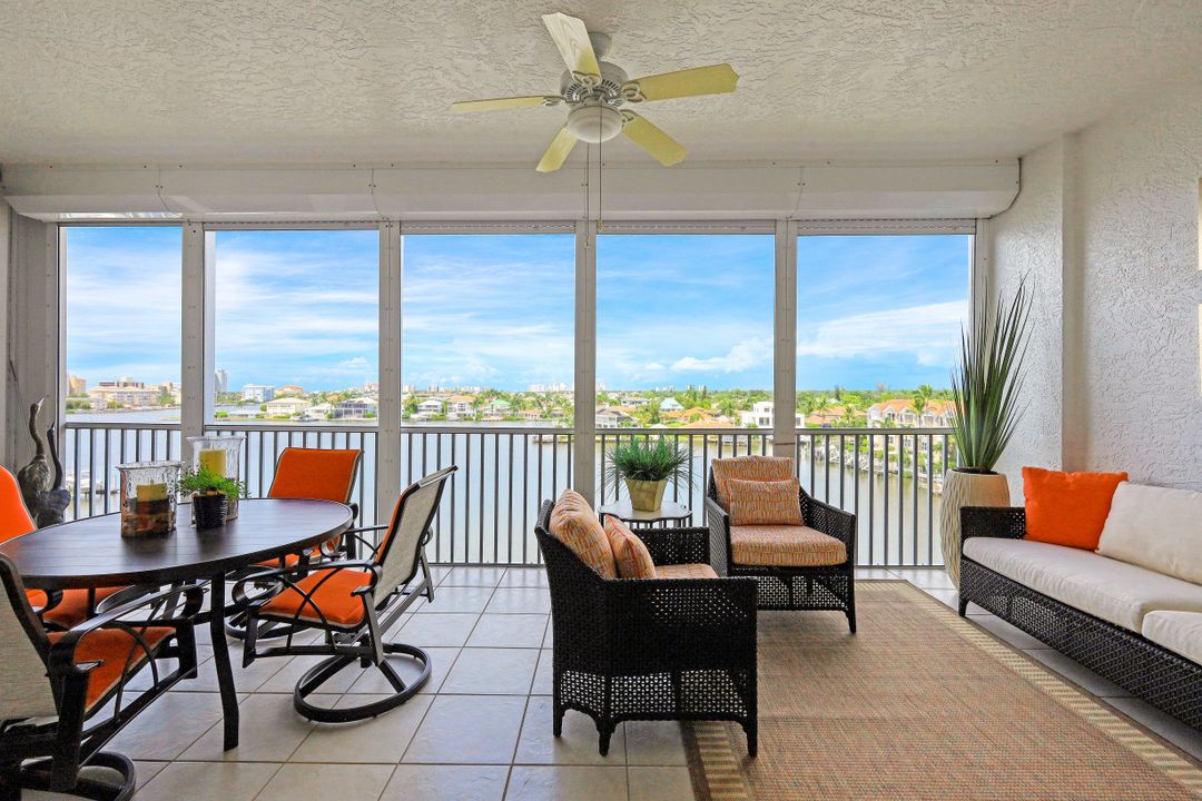 410 Flagship Dr #604, Naples, FL 34108
