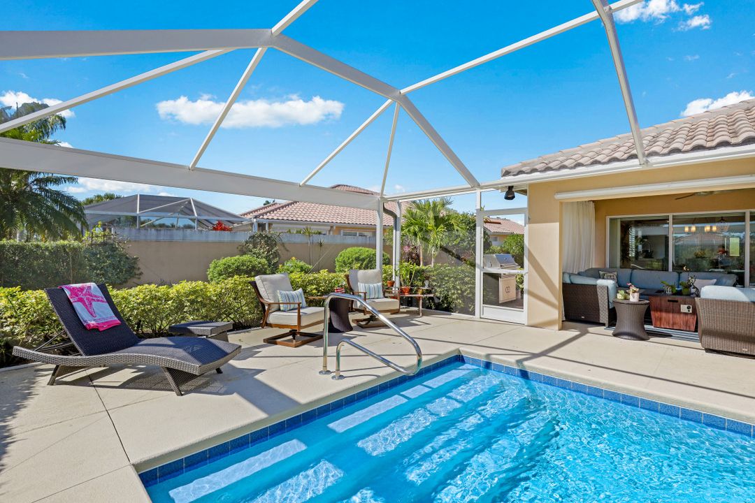 8404 Borboni Ct, Naples, FL 34114