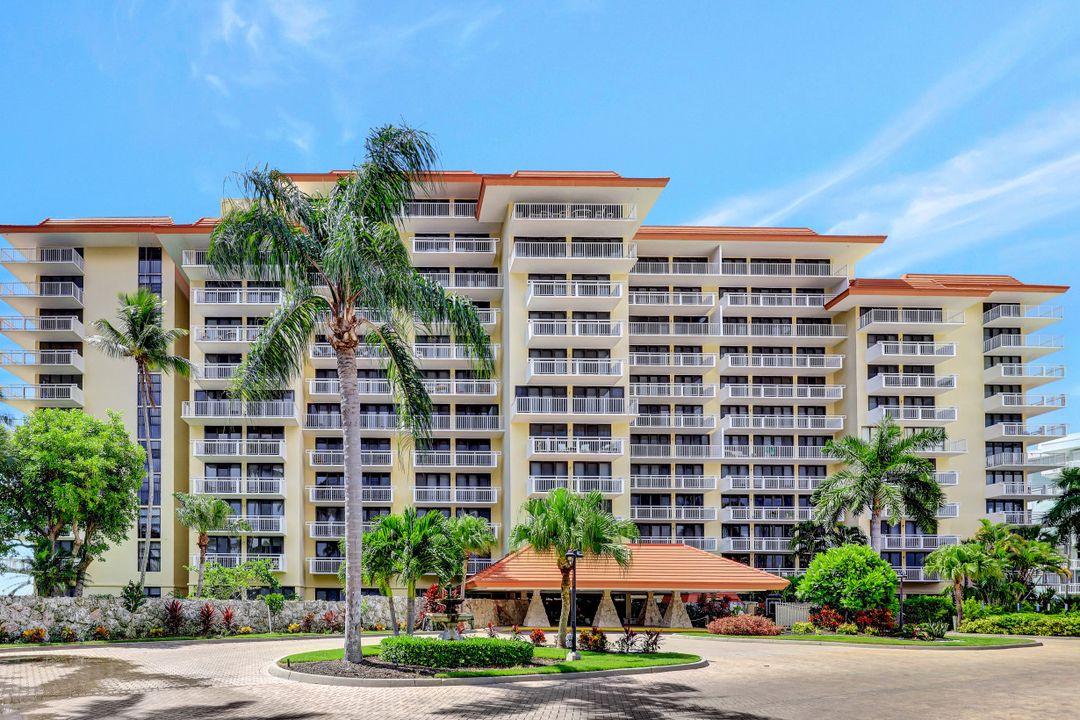 180 Seaview Ct #817, Marco Island, FL 34145