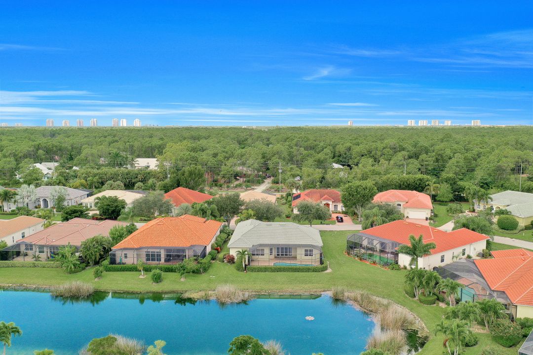 10196 Avonleigh Dr, Bonita Springs, FL 34135