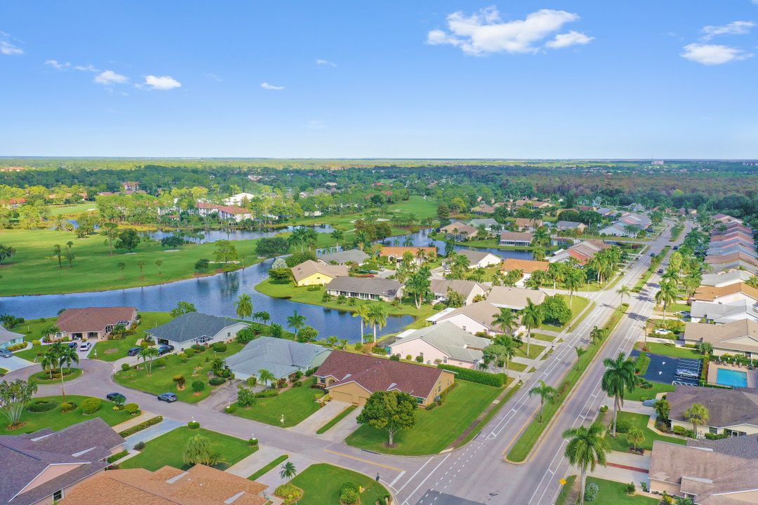 113 Quail Hollow Ct, Naples, FL 34113