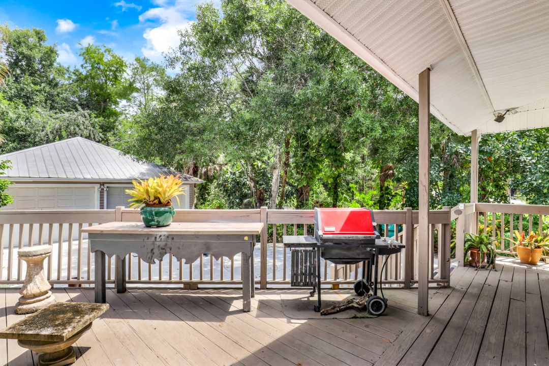 6180 Parkers Hammock Rd, Naples, FL 34112