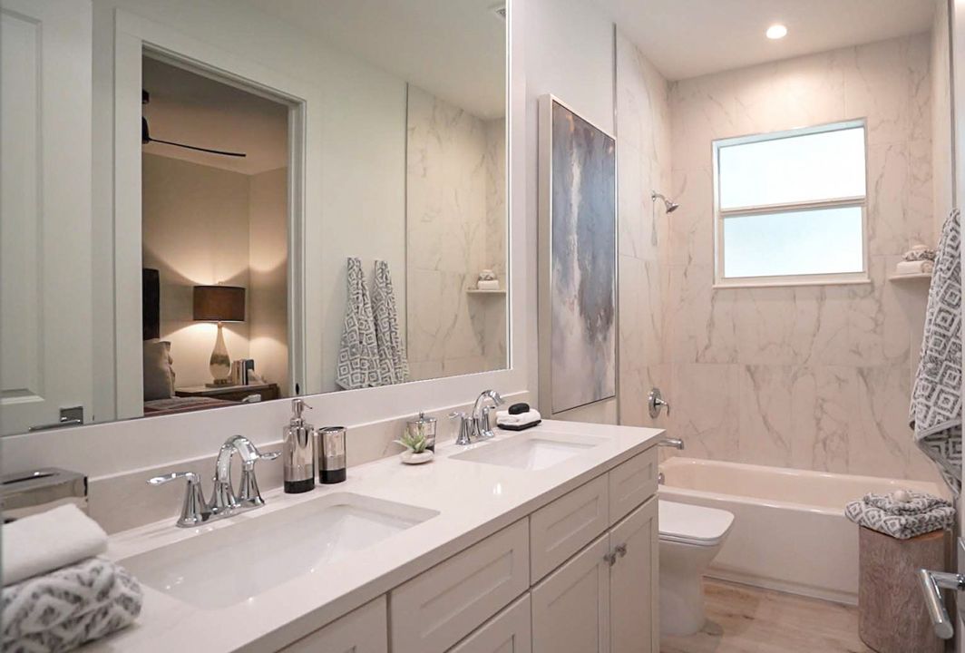 5995 Lancewood Way, Naples, FL 34116