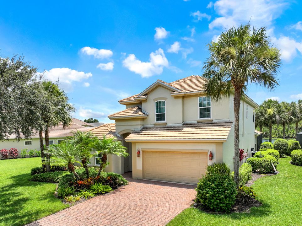 21990 Longleaf Trail Dr, Bonita Springs, FL 34135