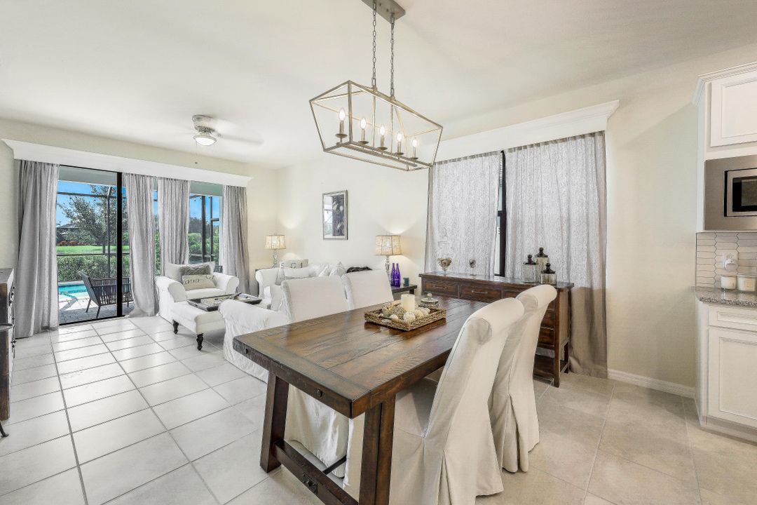 12010 Westmoreland Way, Fort Myers, FL 33913