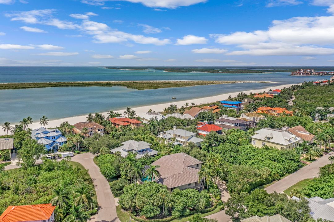 320 Wild Orchid Ln, Marco Island, FL 34145