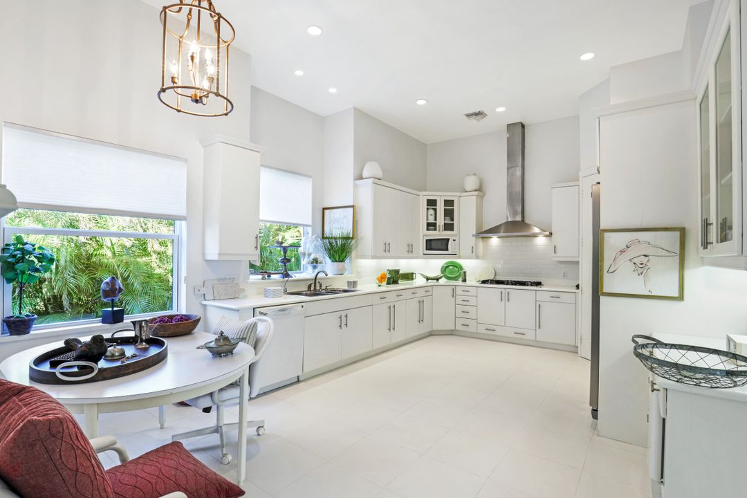 15361 Old Pine Ct, Fort Myers, FL 33912