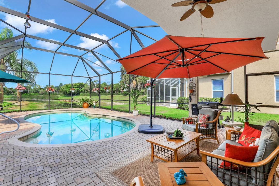 1427 King Sago Ct, Naples, FL 34119