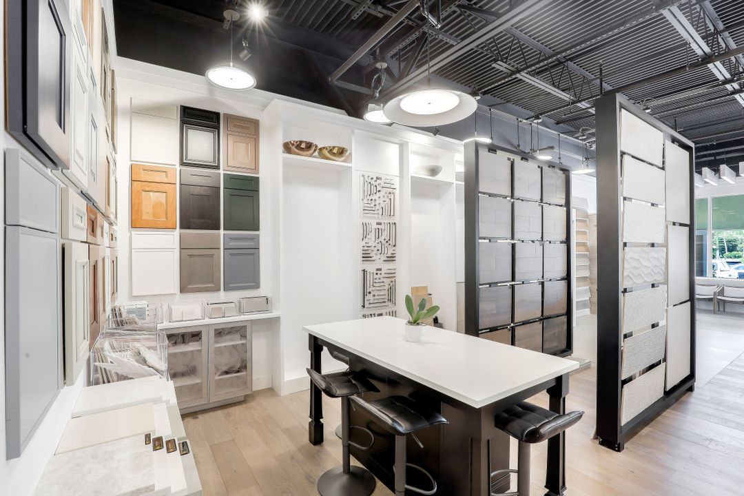 123 S Barfield Dr, Marco Island, FL 34145