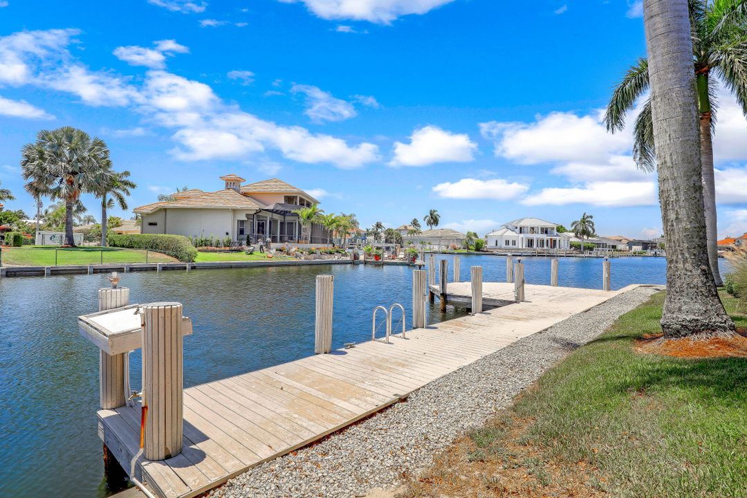 160 S Seas Ct, Marco Island, FL 34145