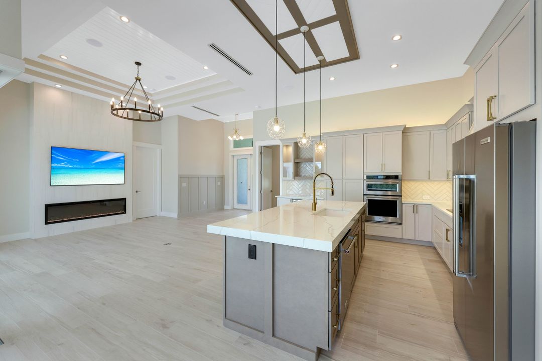 4604 SW 9th Ave, Cape Coral, FL 33914