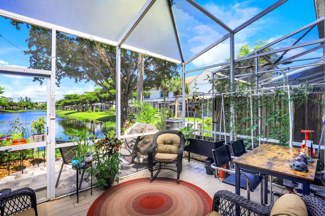 8381 Village Edge Cir  #4, Fort Myers, FL 33919