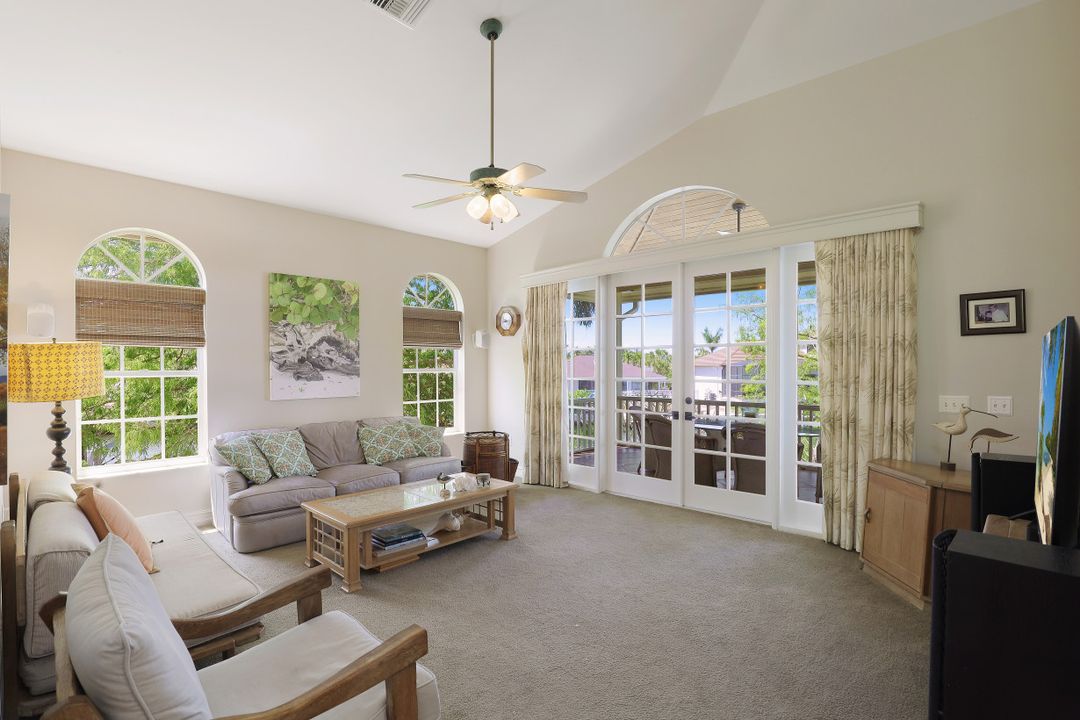 412 Barcelona Ct, Marco Island, FL 34145