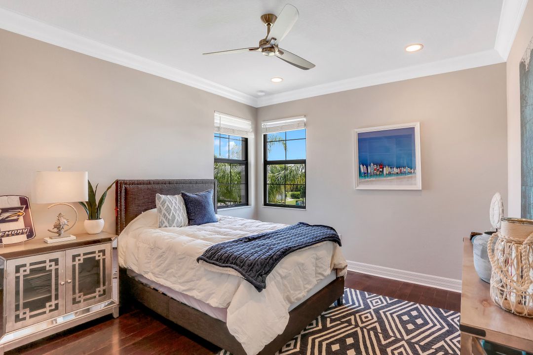 4600 Azalea Dr, Naples, FL 34119