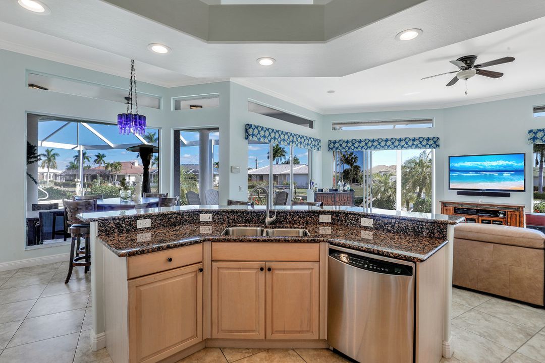 148 Geranium Ct, Marco Island, FL 34145
