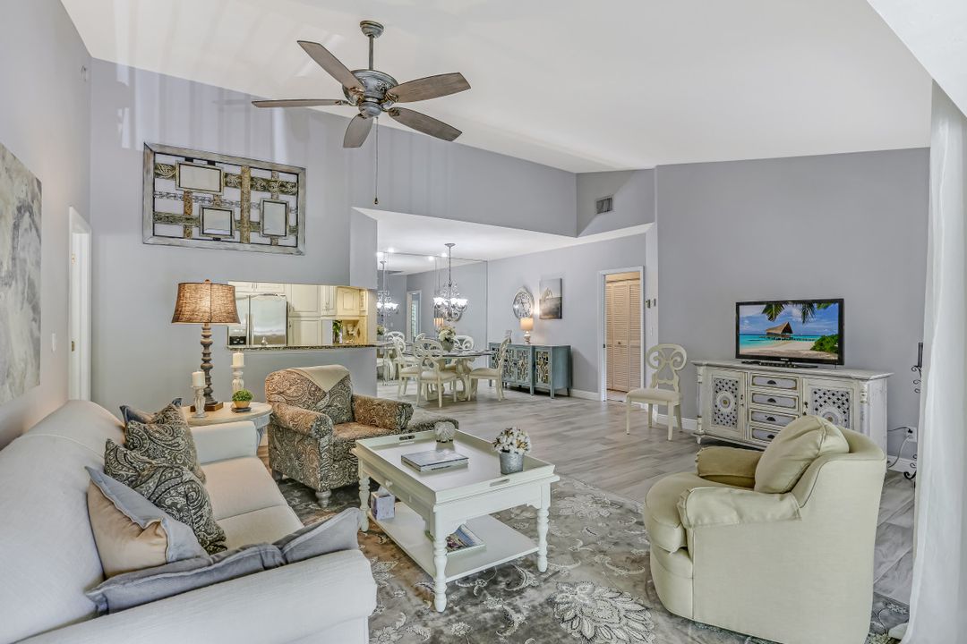 104 Tuscana Ct #805, Naples, FL 34119