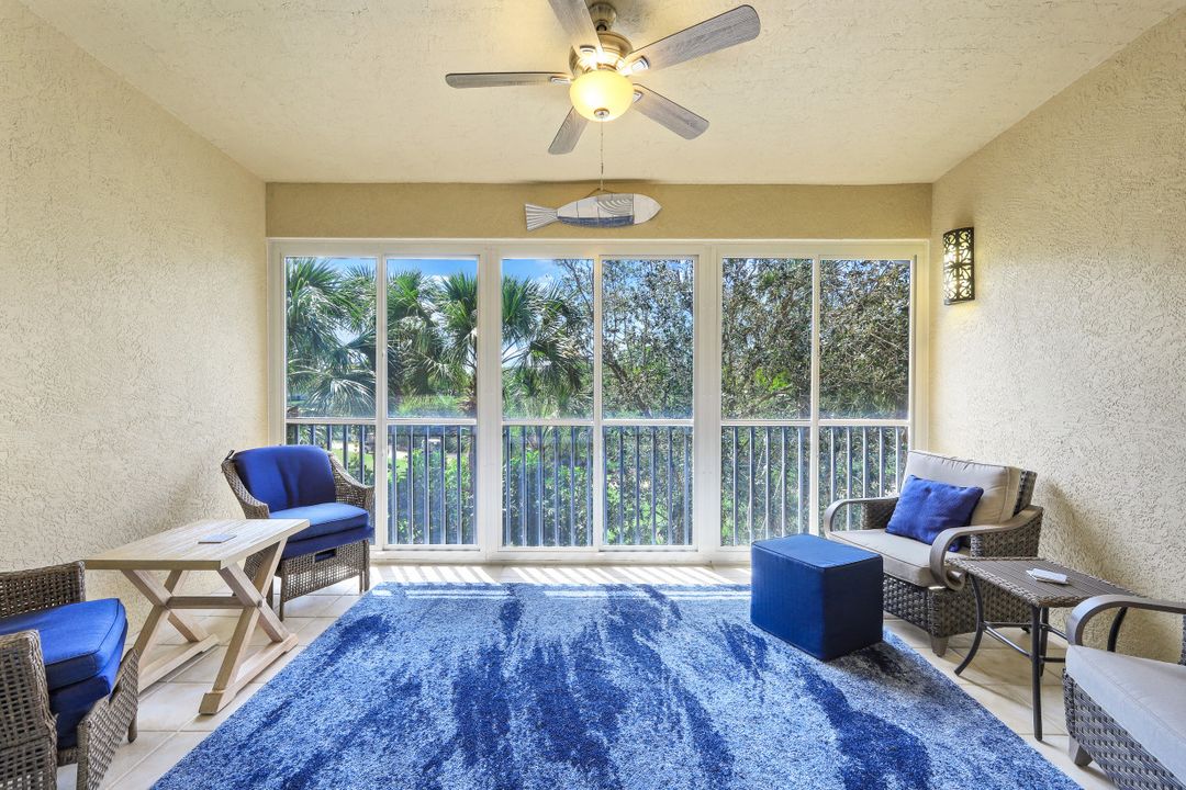 4800 Yacht Harbor Dr #822, Naples, FL 34112