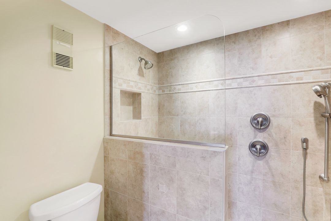 440 Seaview Ct #508, Marco Island, FL 34145