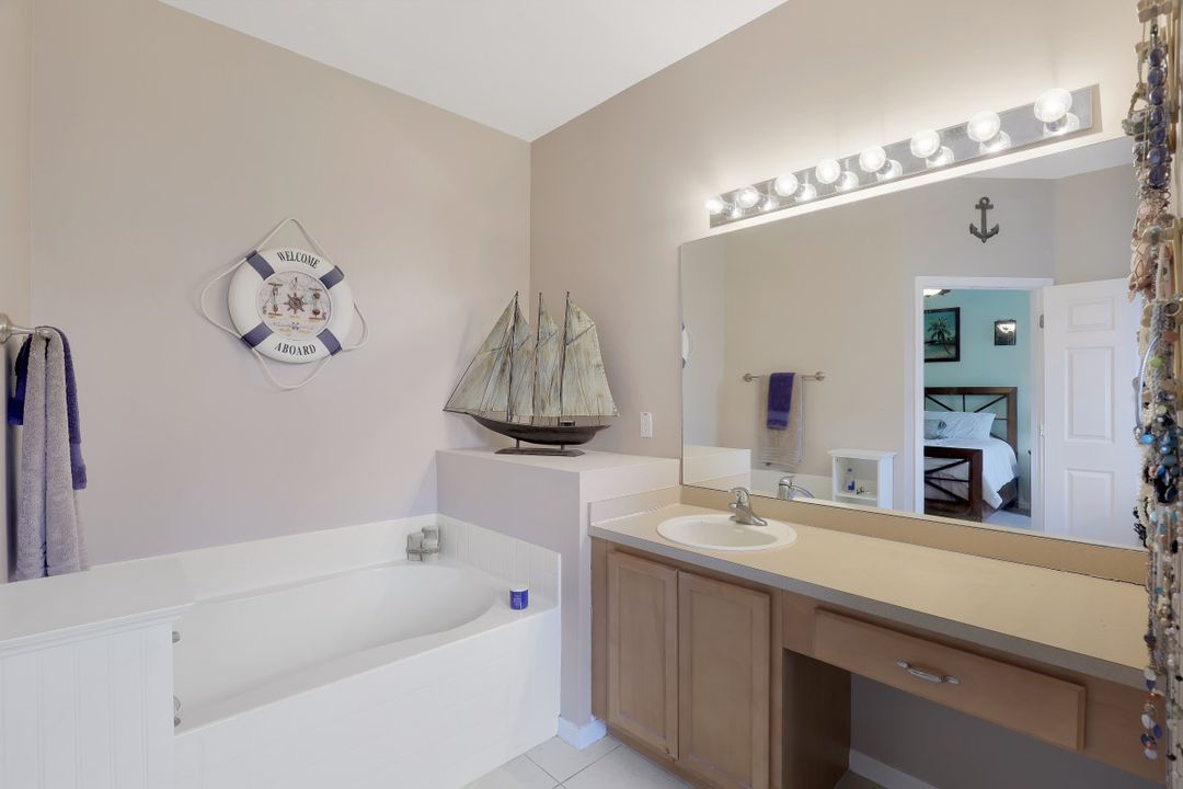 3531 12th Ave NE, Naples, FL 34120