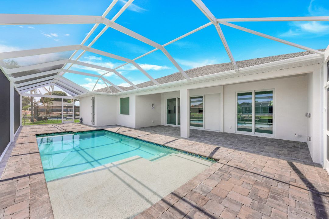 602 SW 35th St, Cape Coral, FL 33914