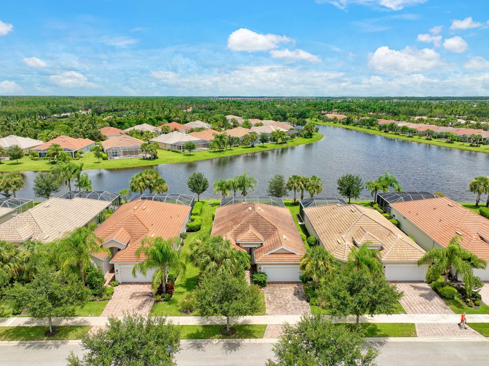 28037 Quiet Water Way, Bonita Springs, FL 34135
