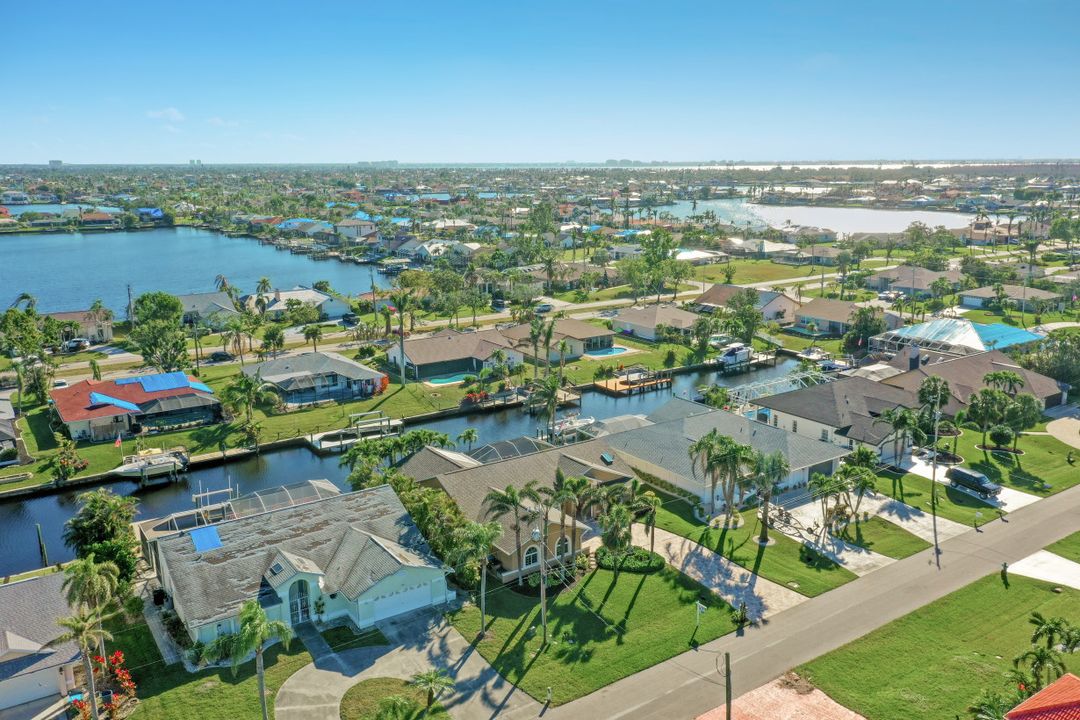 5023 SW 8th Pl, Cape Coral, FL 33914