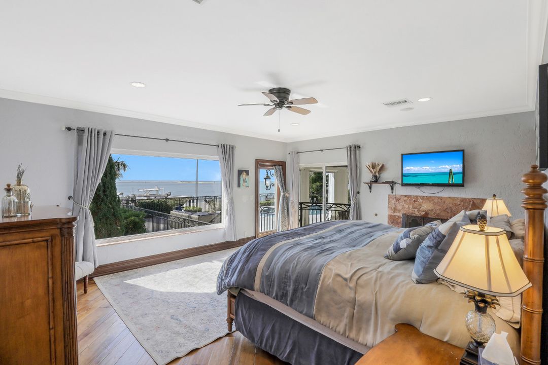 1461 Caxambas Ct, Marco Island, FL 34145