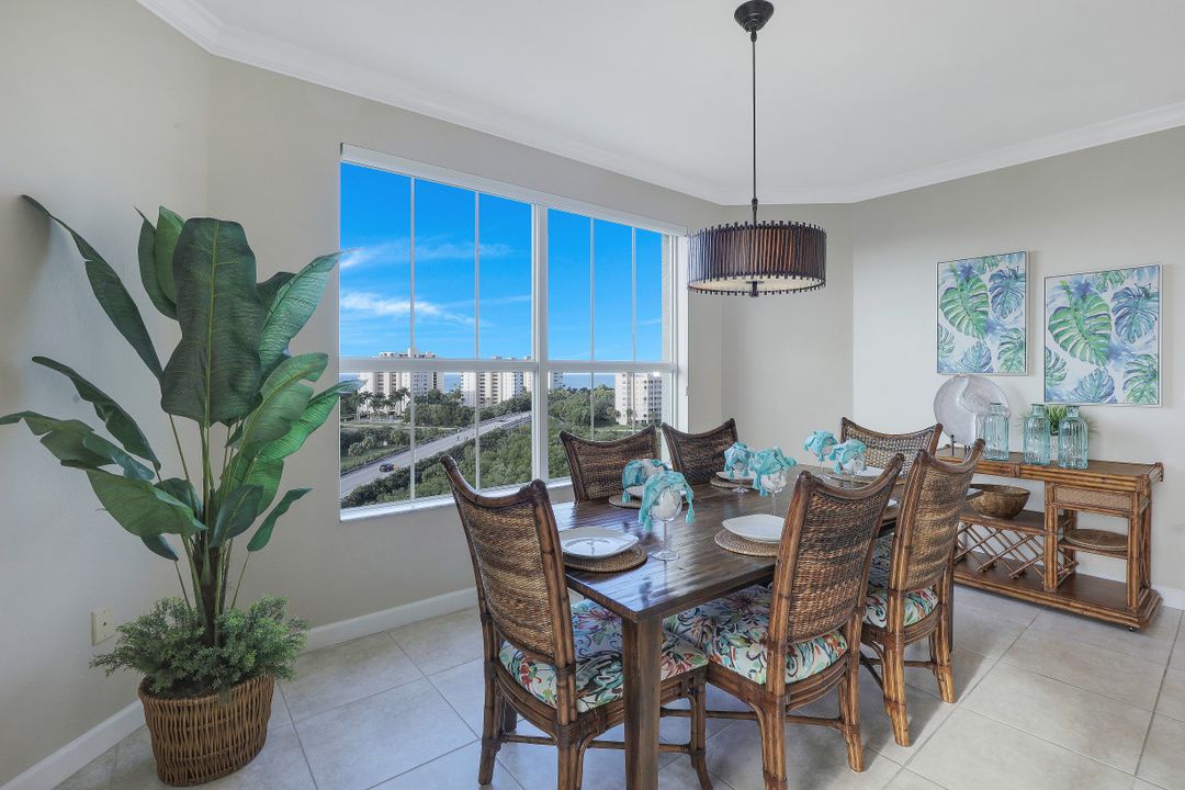 300 Dunes Blvd #803, Naples, FL 34110