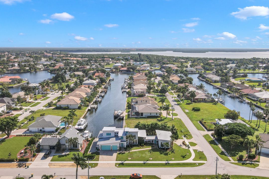 255 Columbus Way, Marco Island, FL 34145