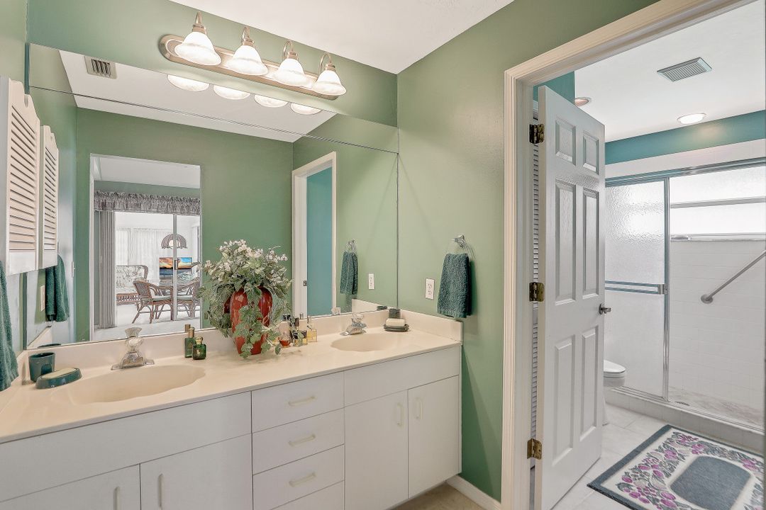 25241 Golf Lake Cir, Bonita Springs, FL 34135