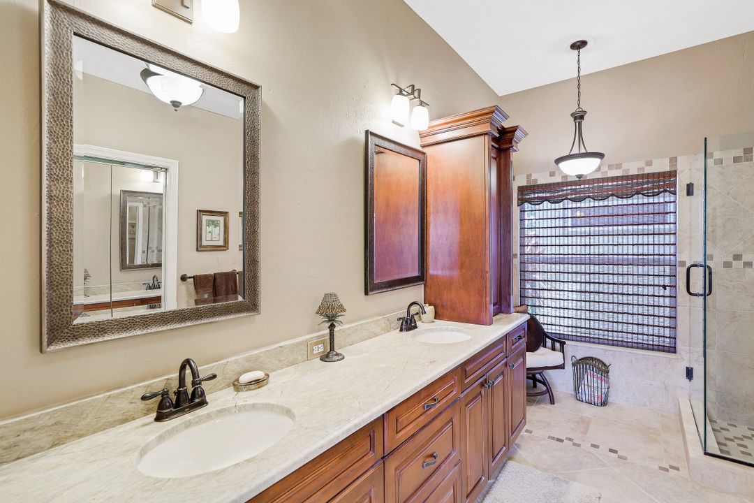 13450 Bridgeford Ave, Bonita Springs, FL 34135